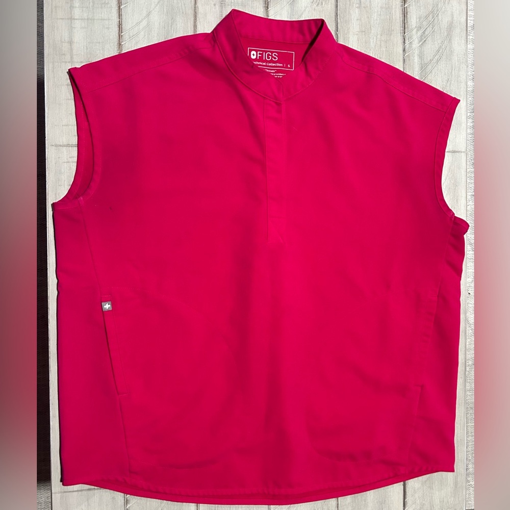 Figs Scrub Top